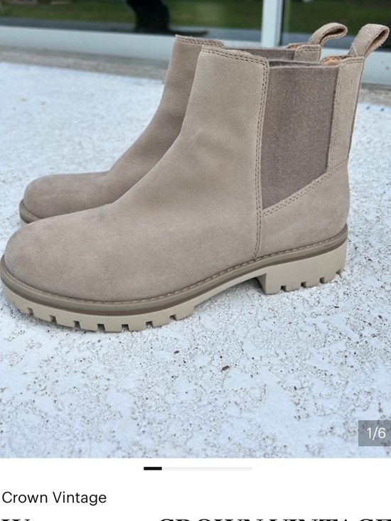 Crown Vintage Shoes - Worn once - CROWN VINTAGE ‘Tipryn’ Suede Leather Chelsea Boots